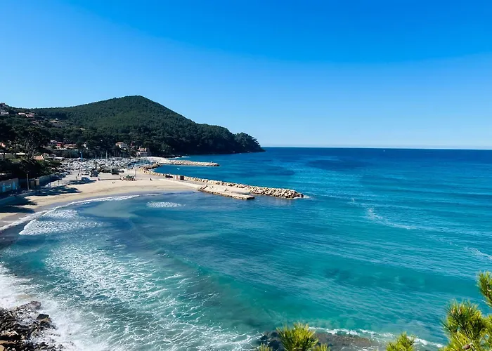 La Corniche Nyaraló